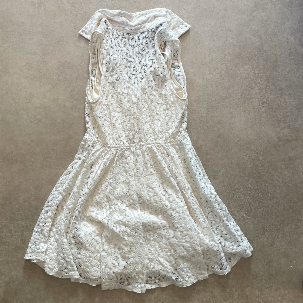 American Rag Lace Overlay Dress size Large - Picture 2 of 4